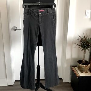 👖alice + olivia lightweight stretchy flare pants/jeans